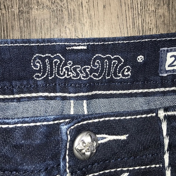 🚫SOLD ON MERCARI🚫🎉HP🎉Miss Me Shorts - Picture 8 of 13